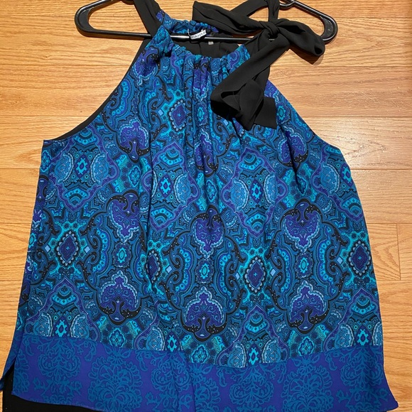 Tahari tie-neck blouse - Picture 2 of 7